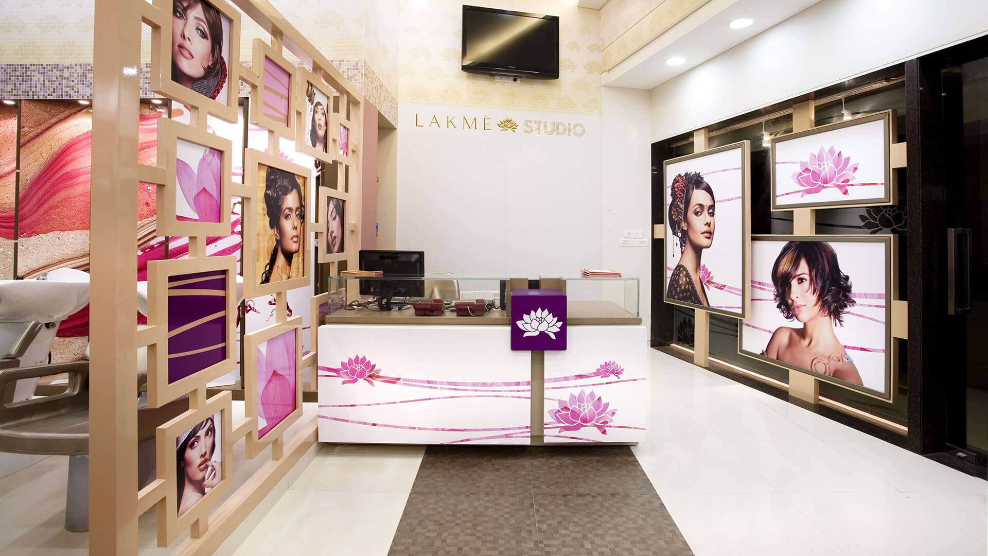 1. Skincare & Beauty – Lakme Salons – space