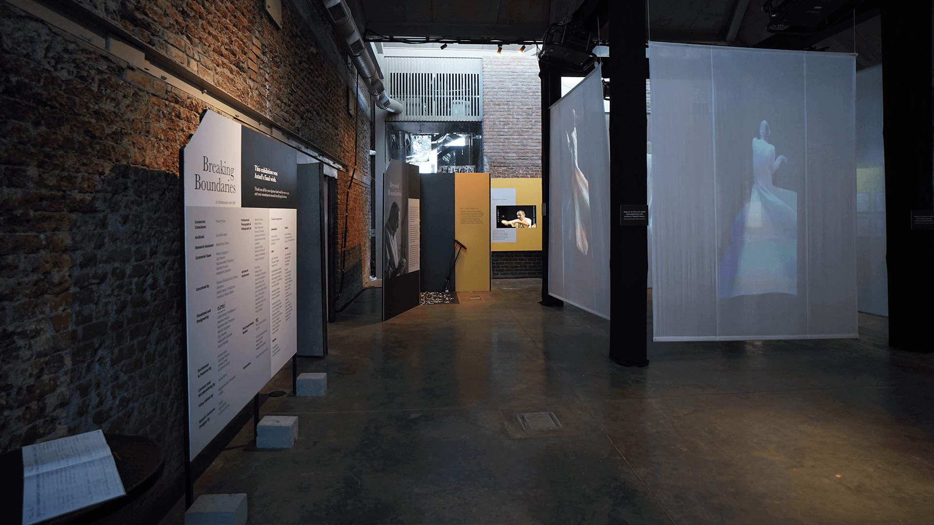 10-Visitor-Expereince-Astad-Deboo – space