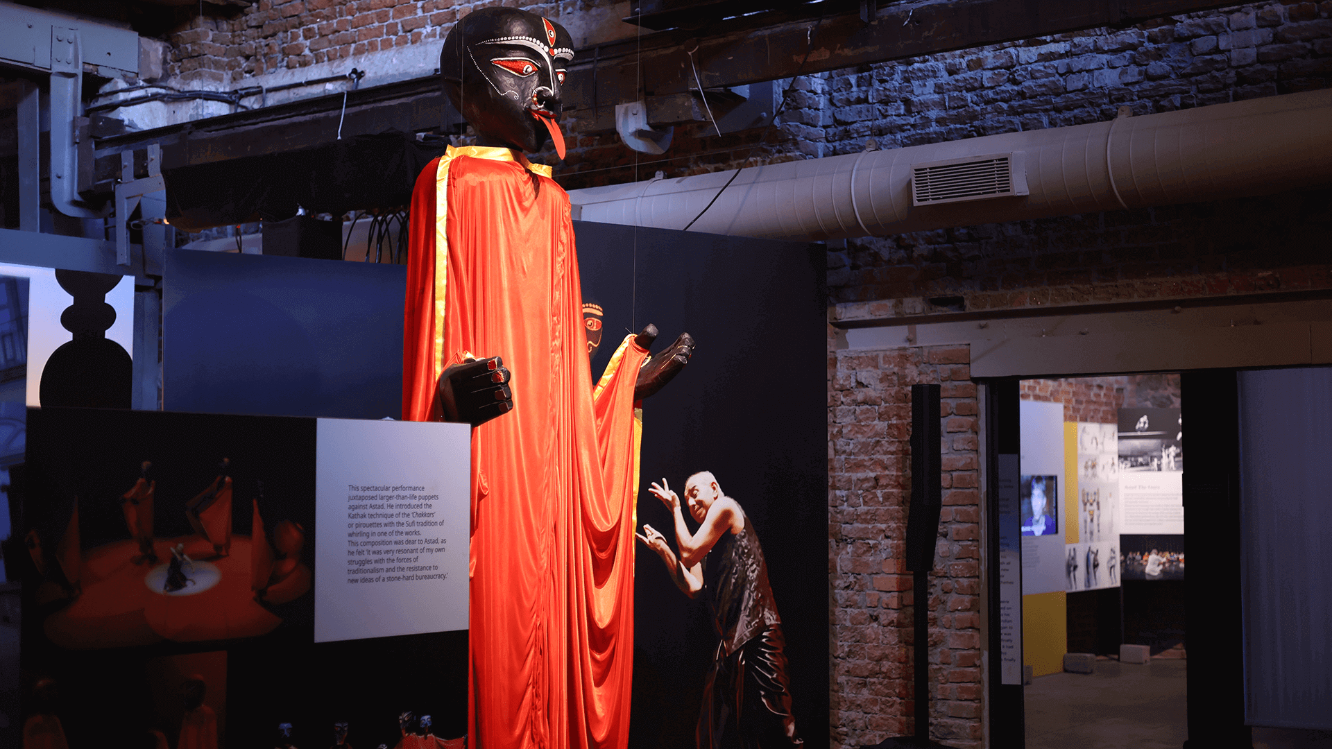 11-Visitor-Expereince-Astad-Deboo – space